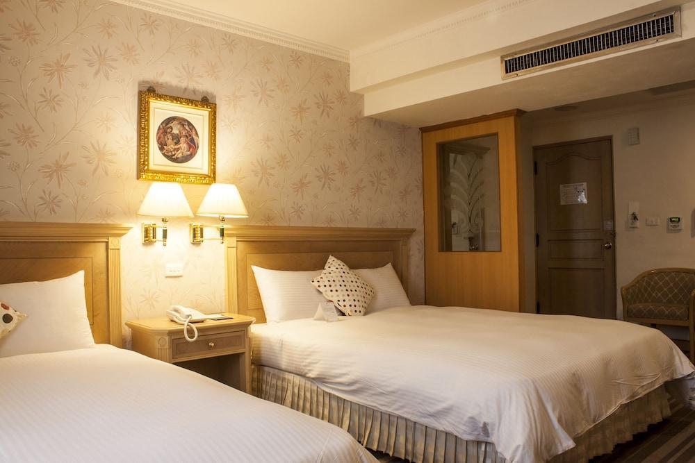 Cambridge Tainan Hotel מראה חיצוני תמונה