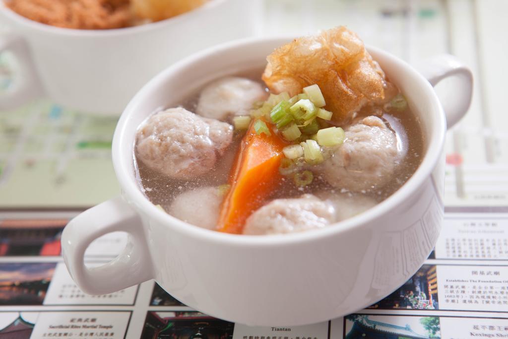 Cambridge Tainan Hotel מראה חיצוני תמונה