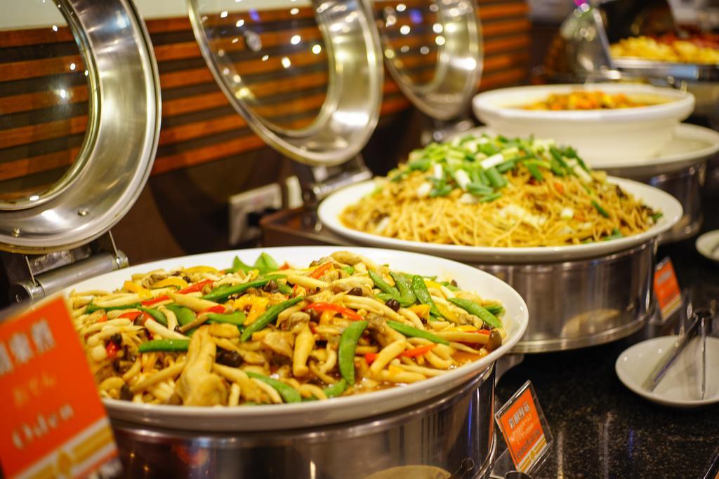 Cambridge Tainan Hotel מראה חיצוני תמונה